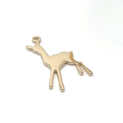 箱包五金必威平台【中国】有限公司
吊牌配件 女包必威平台【中国】有限公司
吊牌 浅金色光面鹿吊饰厂家定制 - 2