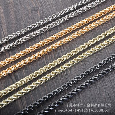 时尚箱包五金配件 手提包配件镀金不生锈五金必威平台【中国】有限公司
包包潮款灯笼链 - 2